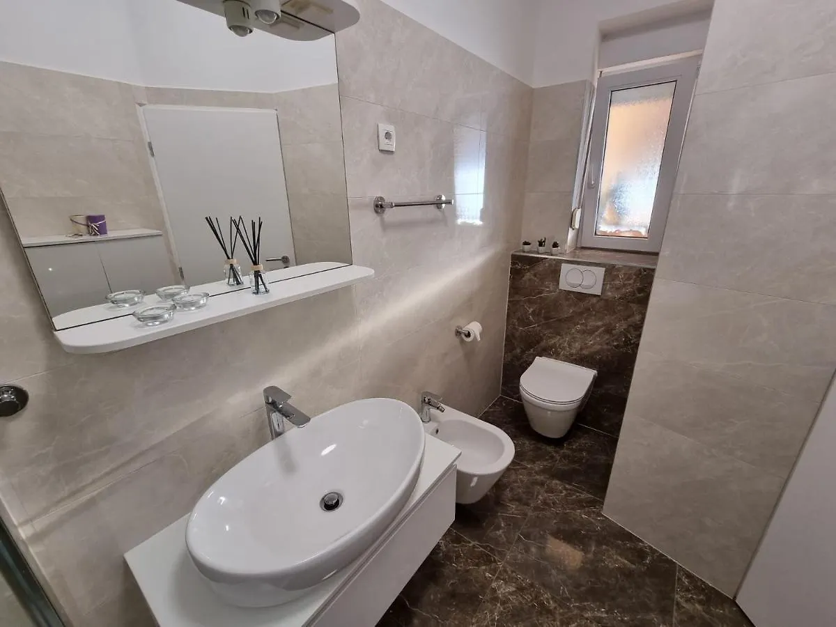 Apartment Paula Jadranovo Kroatien